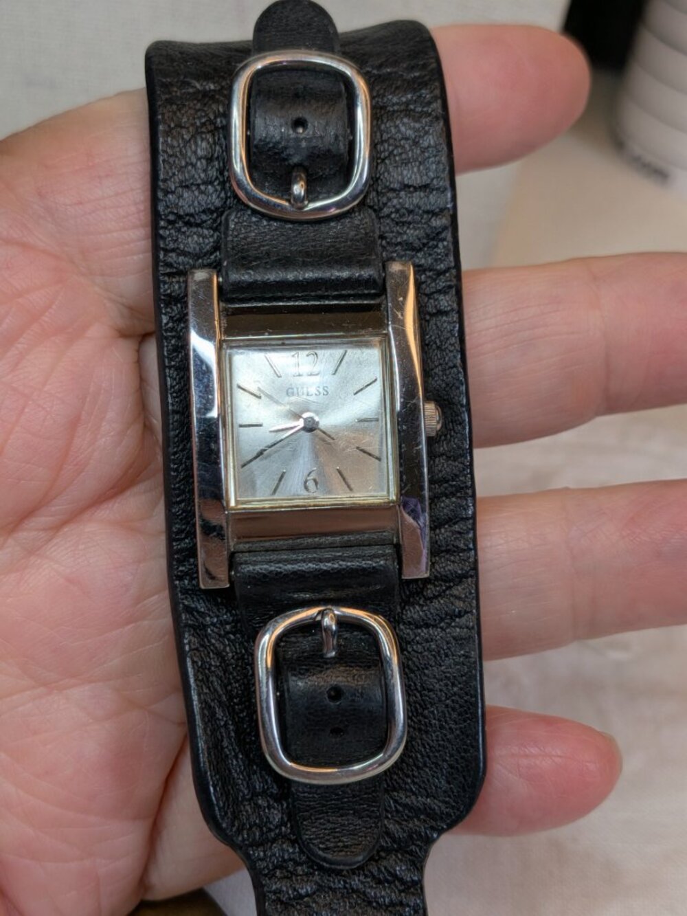Vintage Guess G55339L Silver‑Tone Quartz Watch – Black Leather Cuff Band